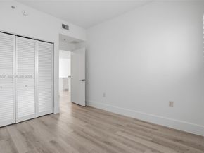 6580 Indian Creek Dr 304, Miami Beach FL 33141