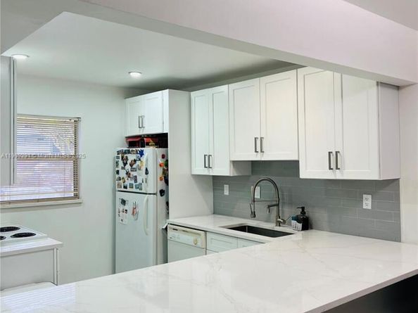 8380 Sands Point Blvd J109, Tamarac FL 33321