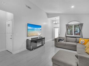 544 NW 159th Ln, Pembroke Pines FL 33028