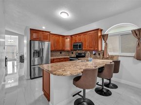 544 NW 159th Ln, Pembroke Pines FL 33028
