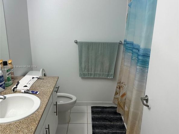 1871 NW S River Dr 1402, Miami FL 33125
