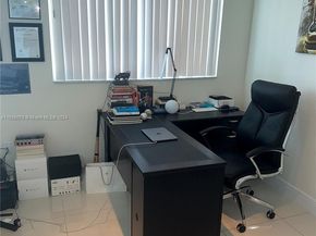 1871 NW S River Dr 1402, Miami FL 33125