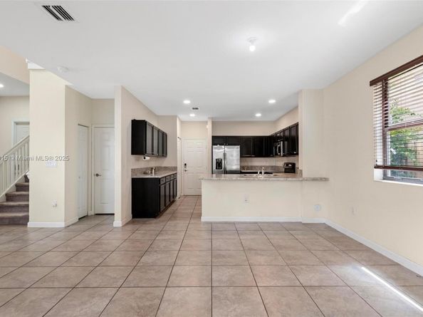 158 NE 23rd Ter, Homestead FL 33033