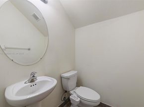 158 NE 23rd Ter, Homestead FL 33033