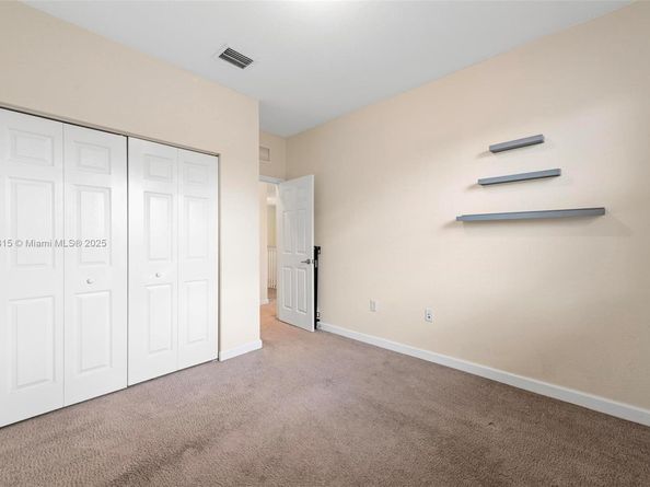 158 NE 23rd Ter, Homestead FL 33033