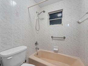 3001 SW 2nd St 209C, Miami FL 33135