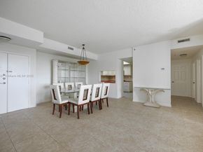 9725 NW 52nd St 415, Doral FL 33178