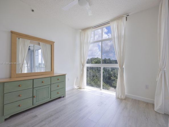 9725 NW 52nd St 415, Doral FL 33178