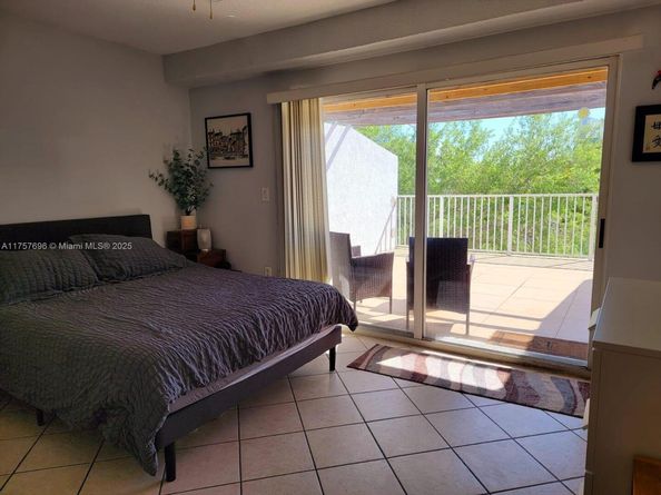 2734 Bird Ave 310, Miami FL 33133