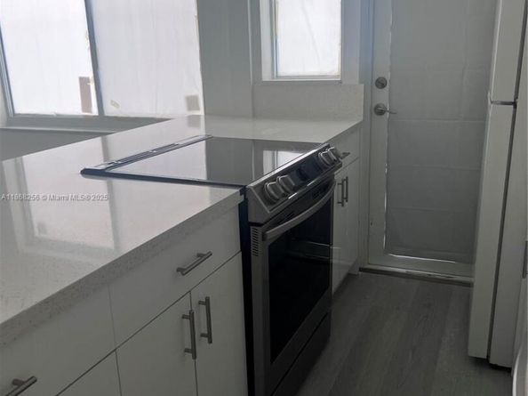 Undisclosed Address #A11868256, Miami Beach FL 33139