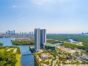 16385 Biscayne Blvd 503, North Miami Beach FL 33160