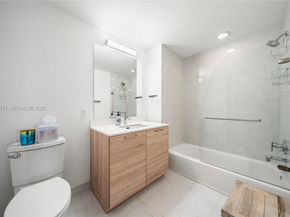 16385 Biscayne Blvd 503, North Miami Beach FL 33160