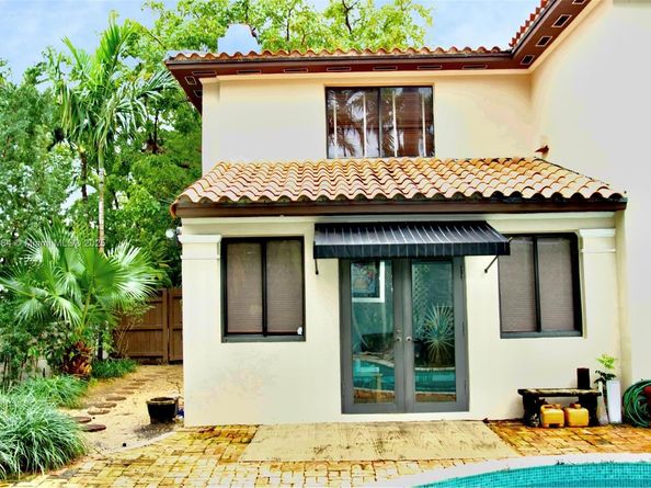 6121 La Gorce Dr, Miami Beach FL 33140