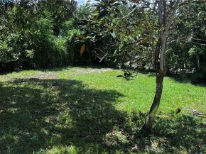 822 Avenida Hermosa, West Palm Beach FL 33405