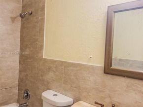 906 SW 74th Ave, North Lauderdale FL 33068