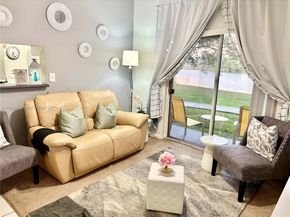 1791 NW 96th Ter 4N, Pembroke Pines FL 33024