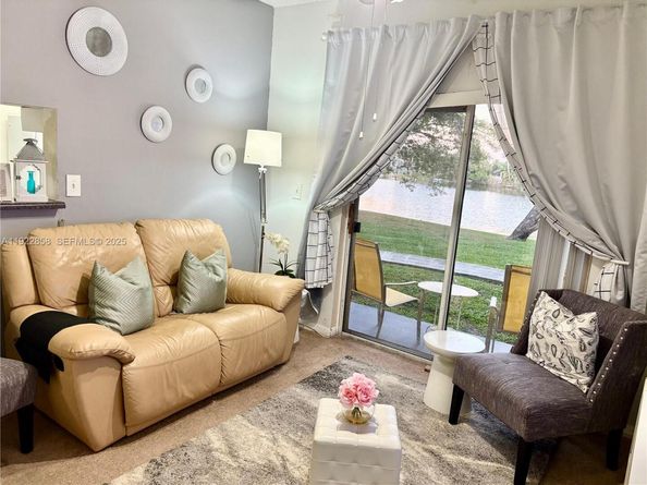 1791 NW 96th Ter 4N, Pembroke Pines FL 33024