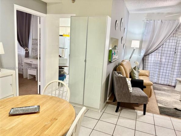 1791 NW 96th Ter 4N, Pembroke Pines FL 33024