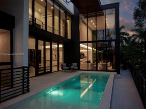 3571 Fair Isle St, Miami FL 33133