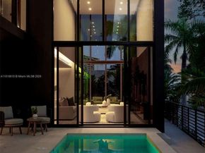3571 Fair Isle St, Miami FL 33133