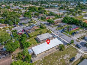 223 SW 5th Ct, Deerfield Beach FL 33441