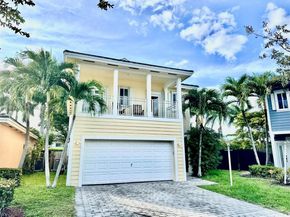 396 NE 33rd Ter, Homestead FL 33033