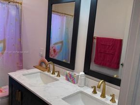 396 NE 33rd Ter, Homestead FL 33033