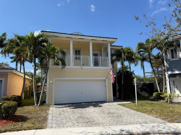 396 NE 33rd Ter, Homestead FL 33033