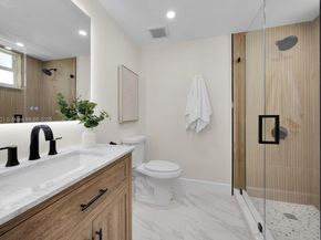 1213 La Mancha Ave, Coral Gables FL 33134