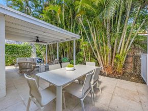 1213 La Mancha Ave, Coral Gables FL 33134