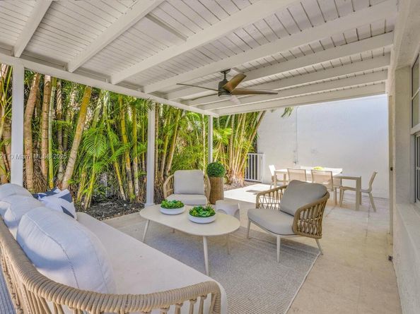 1213 La Mancha Ave, Coral Gables FL 33134