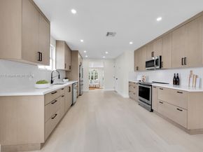 1213 La Mancha Ave, Coral Gables FL 33134