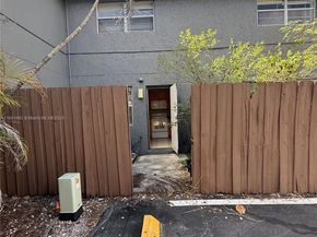 4625 NW 9th Dr 4625, Plantation FL 33317