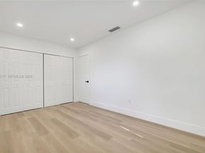 17887 78th Pl, Hialeah FL 33015