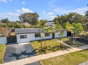 17887 78th Pl, Hialeah FL 33015