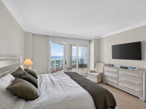 21050 Point Pl 2202, Aventura FL 33180