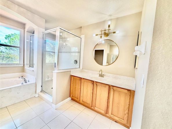 3988 W Hamilton Ky, West Palm Beach FL 33411