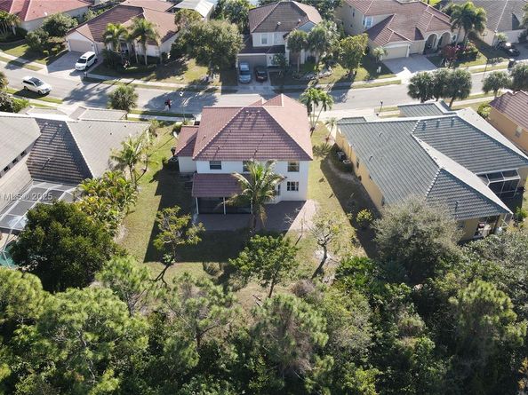 3988 W Hamilton Ky, West Palm Beach FL 33411