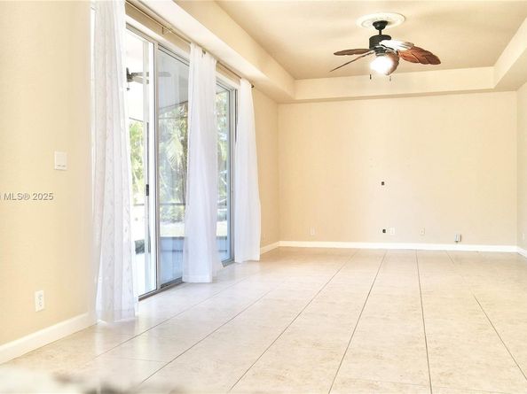 3988 W Hamilton Ky, West Palm Beach FL 33411