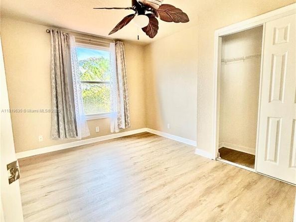3988 W Hamilton Ky, West Palm Beach FL 33411