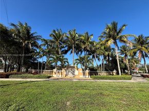 3988 W Hamilton Ky, West Palm Beach FL 33411