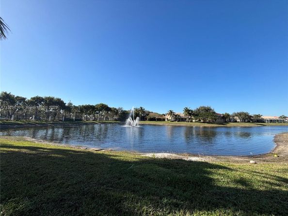 3988 W Hamilton Ky, West Palm Beach FL 33411