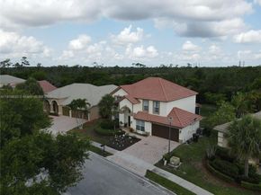 3988 W Hamilton Ky, West Palm Beach FL 33411