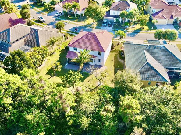 3988 W Hamilton Ky, West Palm Beach FL 33411