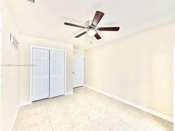 3988 W Hamilton Ky, West Palm Beach FL 33411