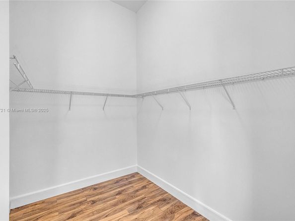 9055 SW 73rd Ct 310, Miami FL 33156