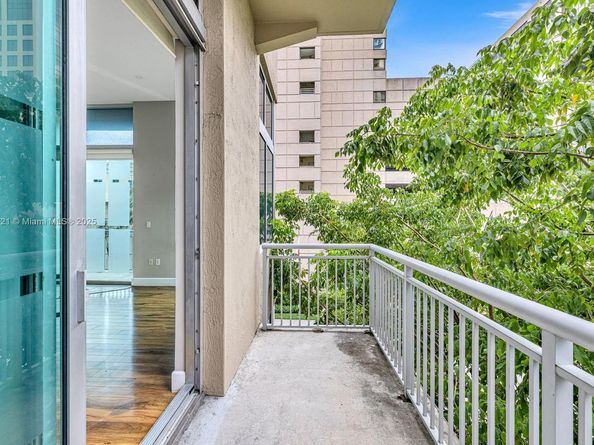 9055 SW 73rd Ct 310, Miami FL 33156