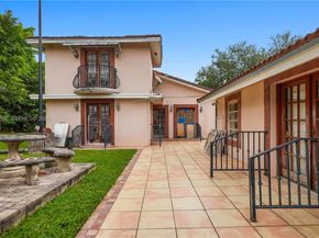 300 SW 123rd Ave, Miami FL 33184