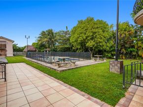 300 SW 123rd Ave, Miami FL 33184