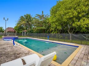 300 SW 123rd Ave, Miami FL 33184